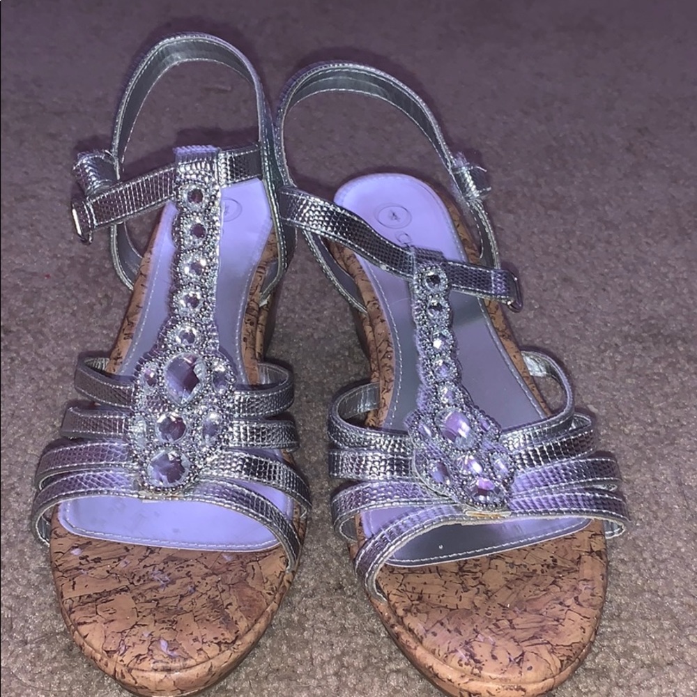 Dress shoes